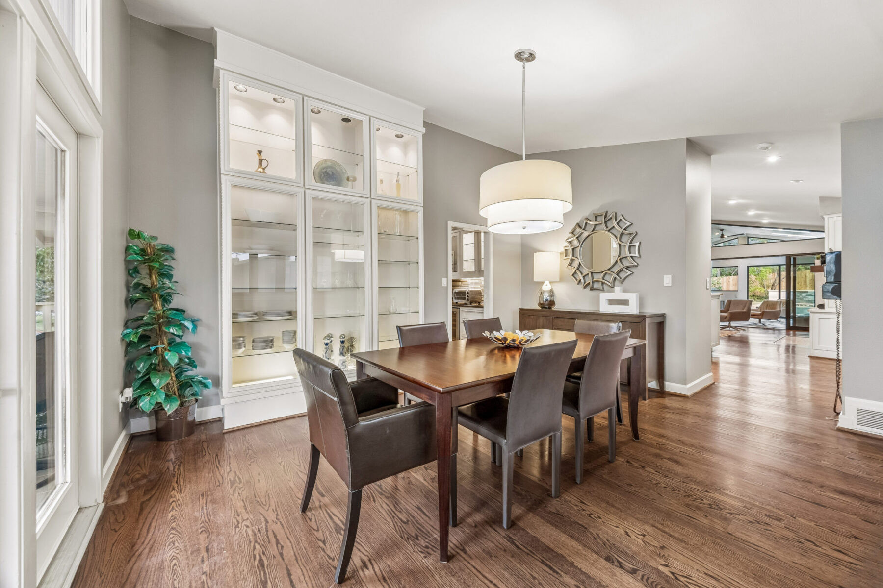 16-Spring Ln 2613 IMG 16 16-Spring Ln 2613 IMG 16