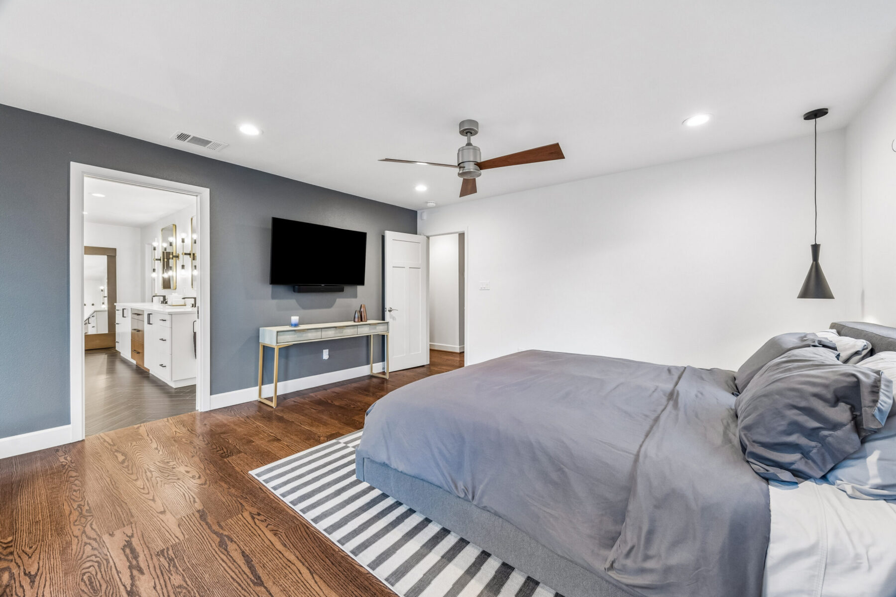 26-Spring Ln 2613 IMG 26 26-Spring Ln 2613 IMG 26